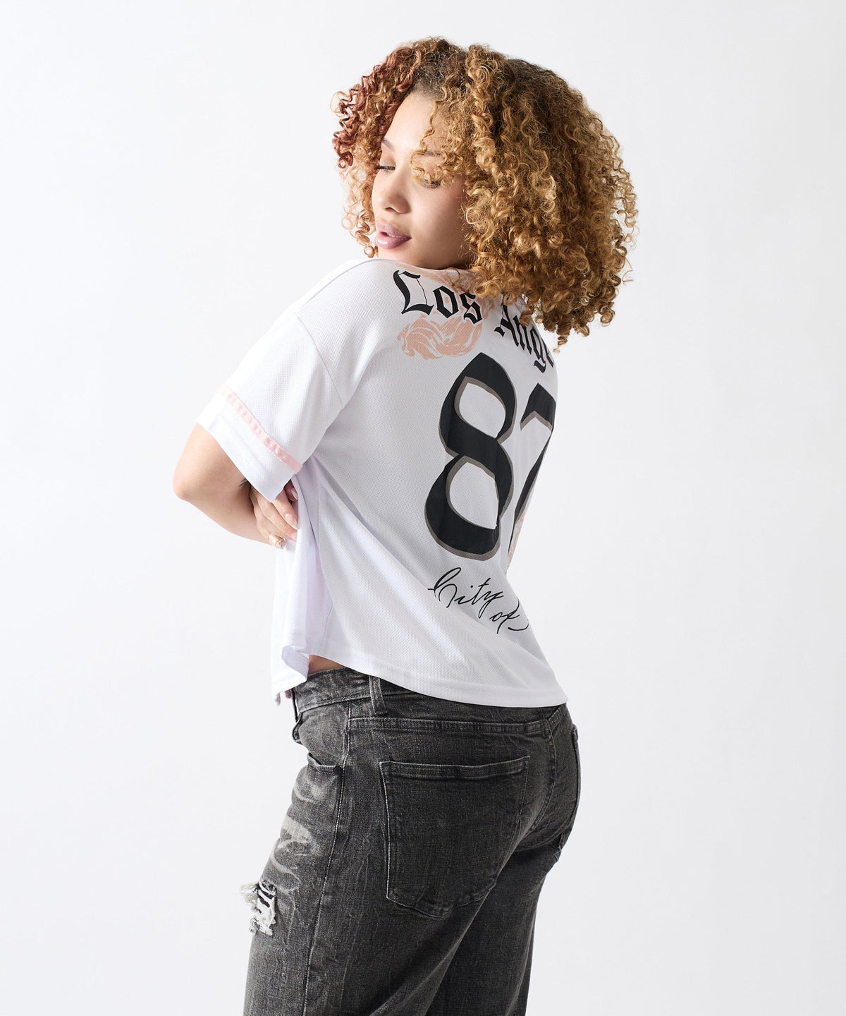 Reason Clothing Great Value | Los Angeles Sweet Rebel Women's Graphic Short Sleeve Cropped Shirt