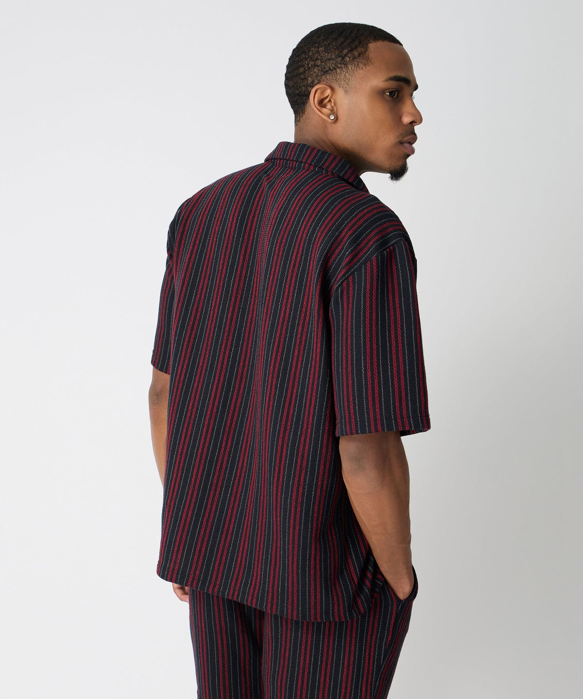 Reason Clothing Featured | Nightshift Jacquard Button Down Short Sleeve Knit Shirt - Black