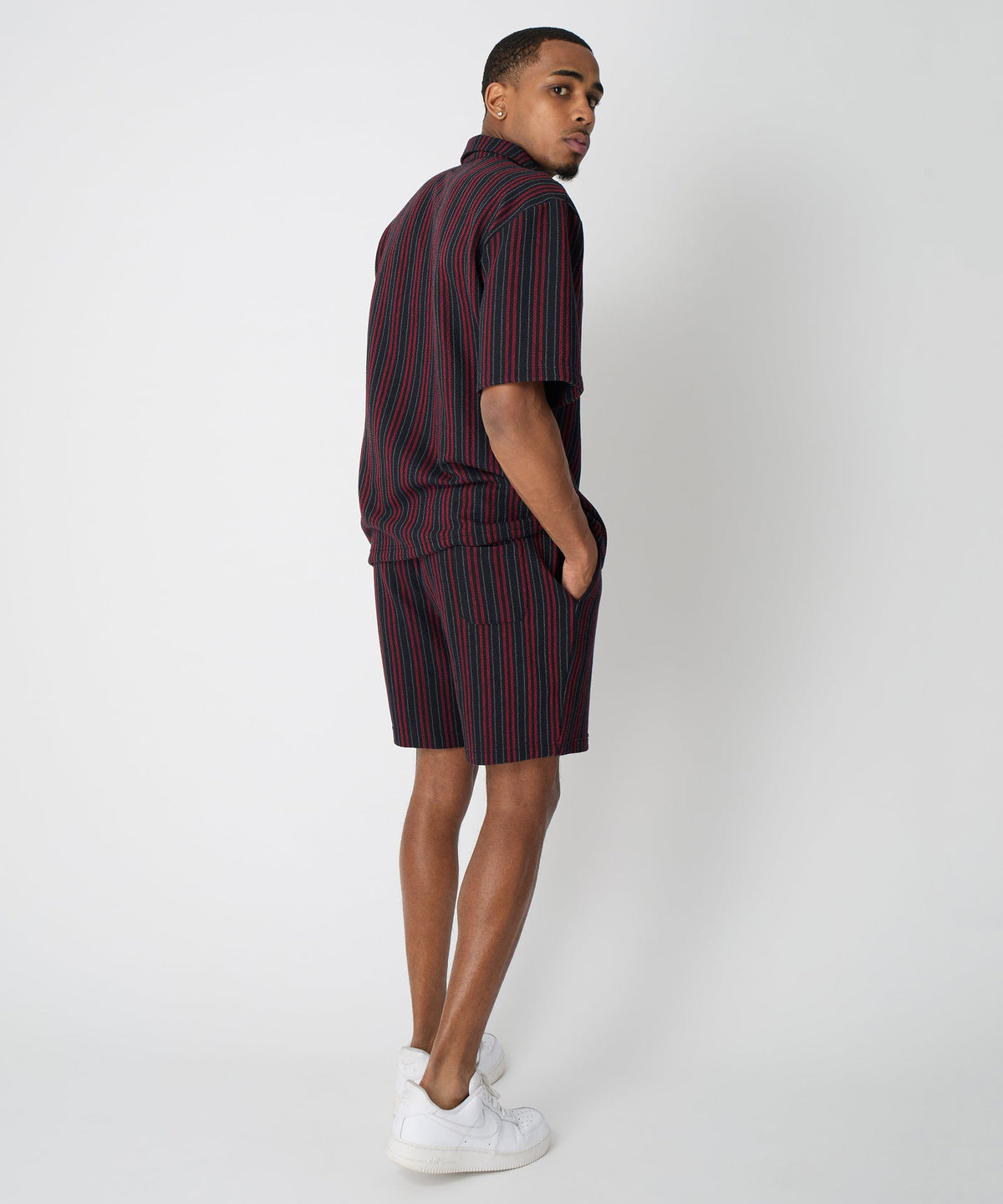 Reason Clothing Featured | Nightshift Jacquard Button Down Short Sleeve Knit Shirt - Black