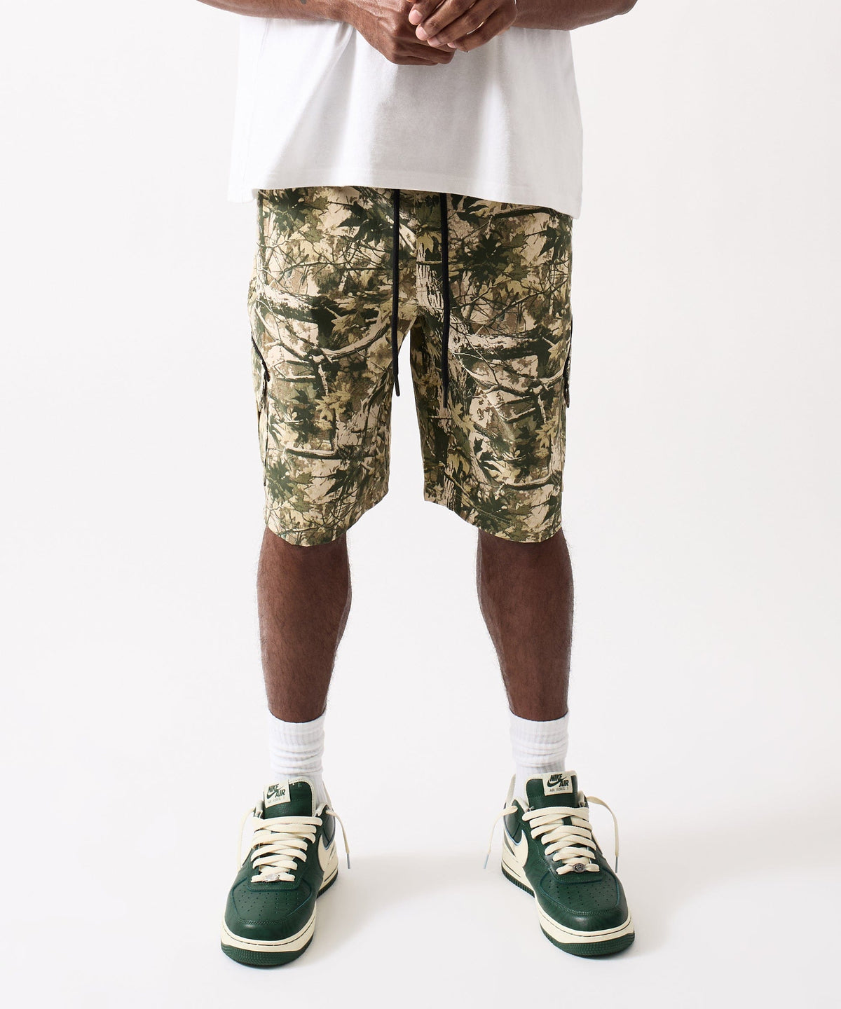 Reason Clothing Top Pick | Timberline Cargo Twill Shorts - Camo
